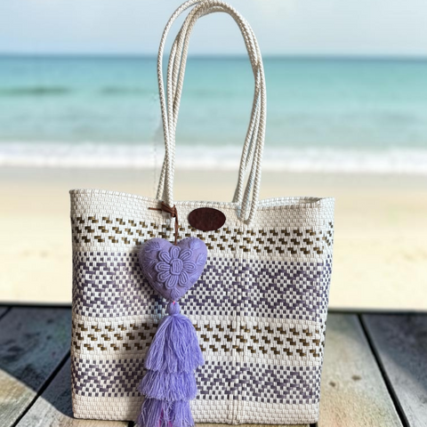 Cartera tejida mediana blanca/Morado/Dorado